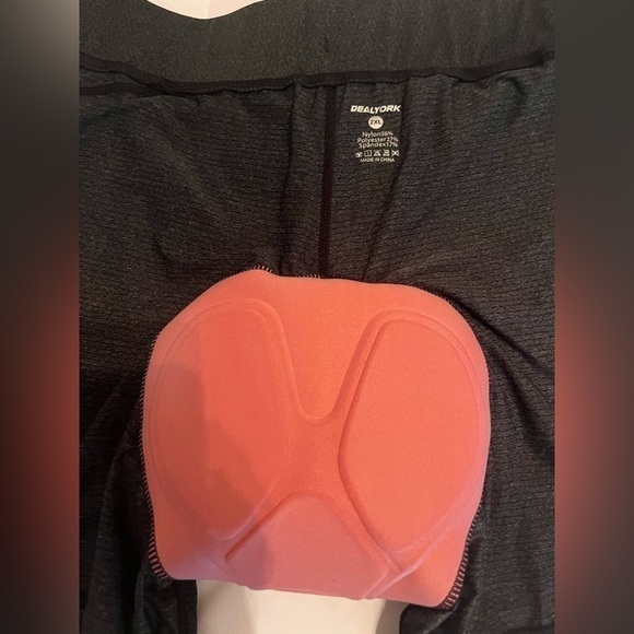 DEALYORK Padded 1 pair Bike Shorts Cycling Bicycle Biking Biker 3D Padding NWT - Picture 9 of 14